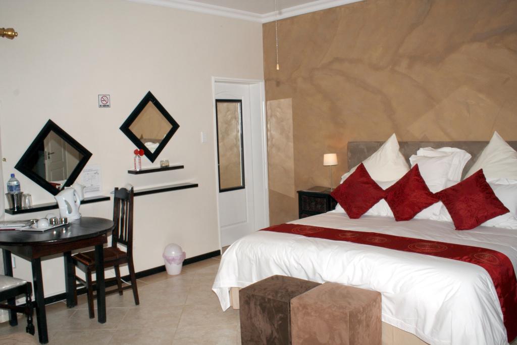 Lumley'S Place Guesthouse Pniel Pokoj fotografie